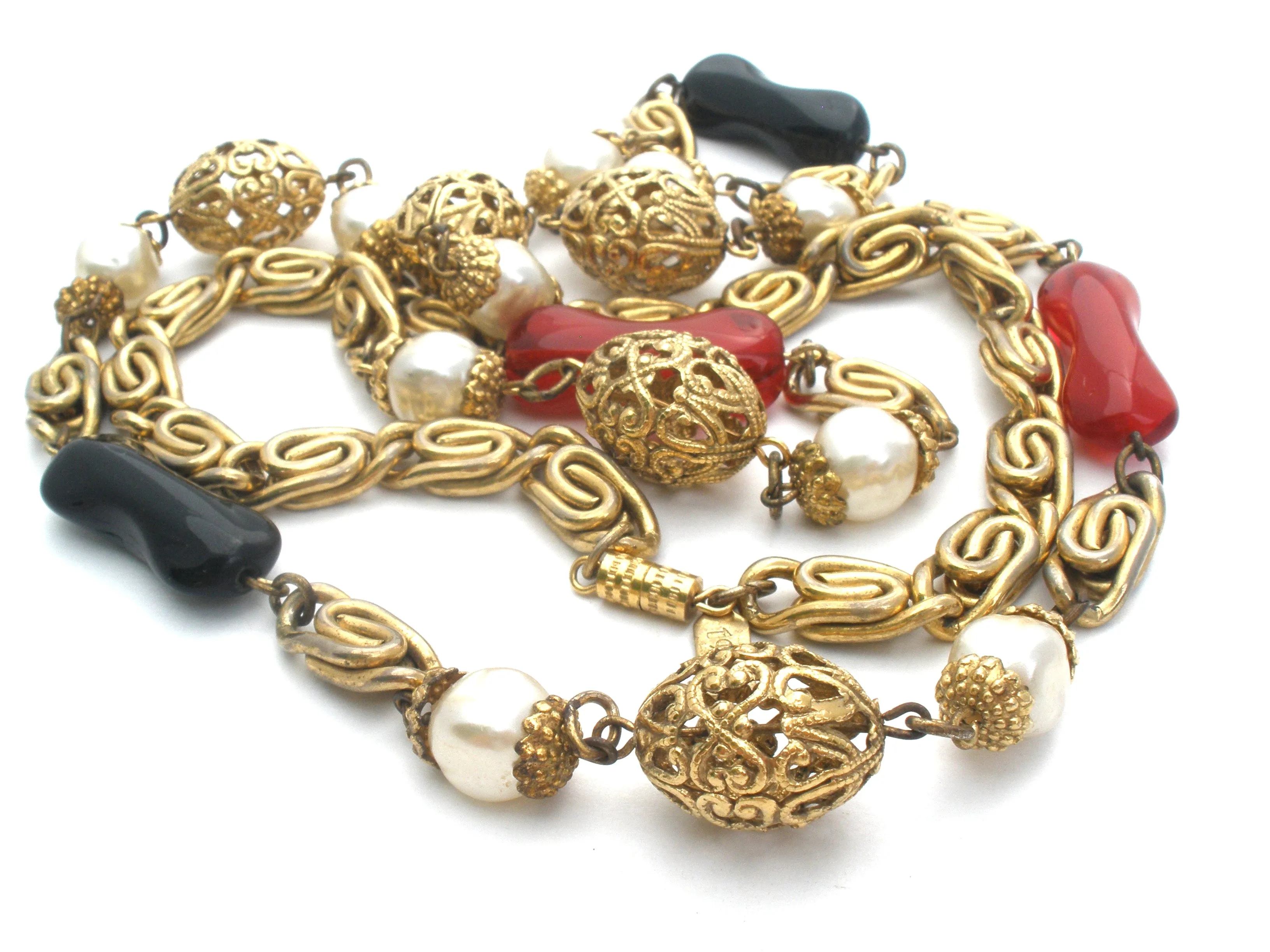 1928 Co Red & Black Gold Tone Necklace