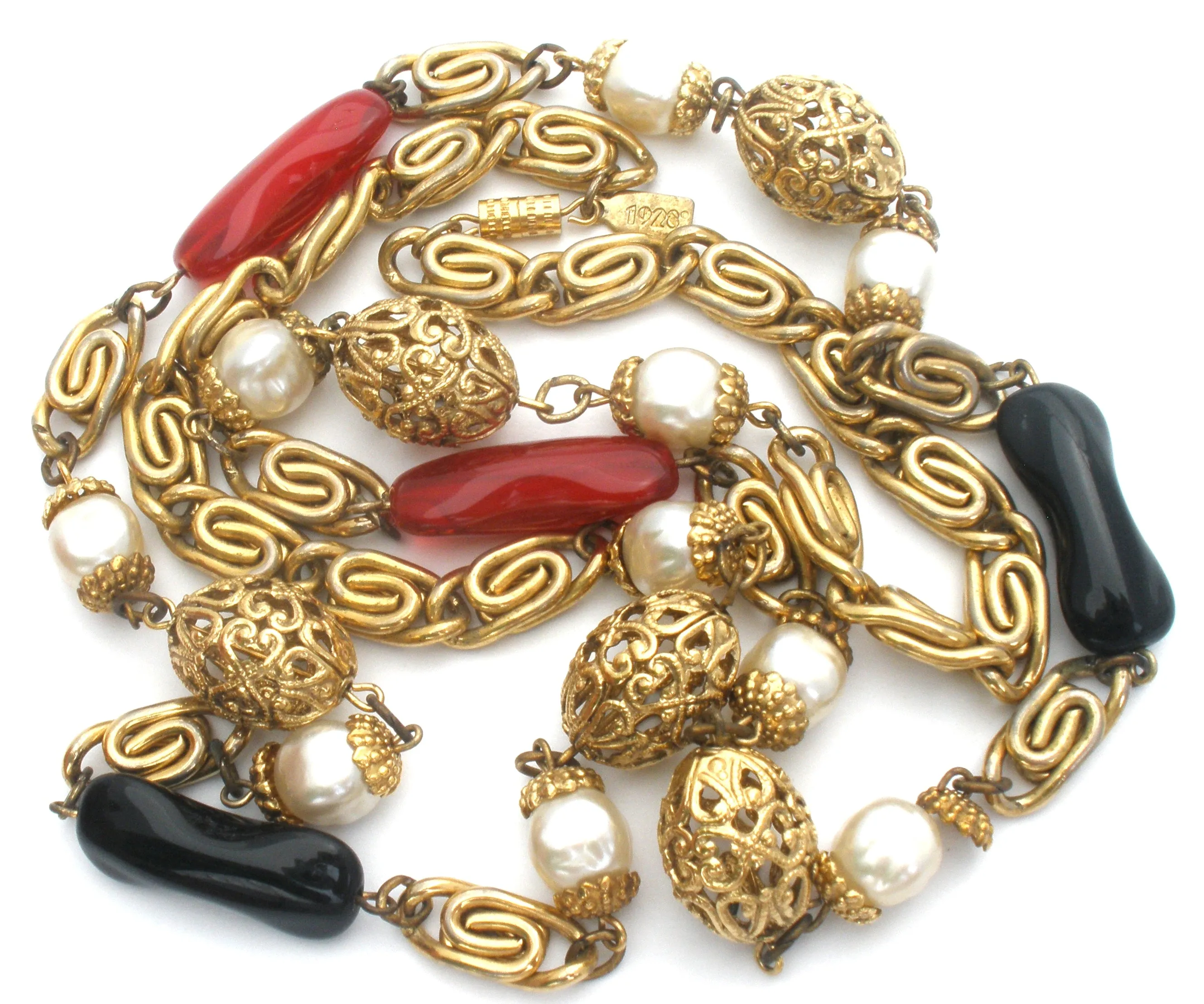 1928 Co Red & Black Gold Tone Necklace