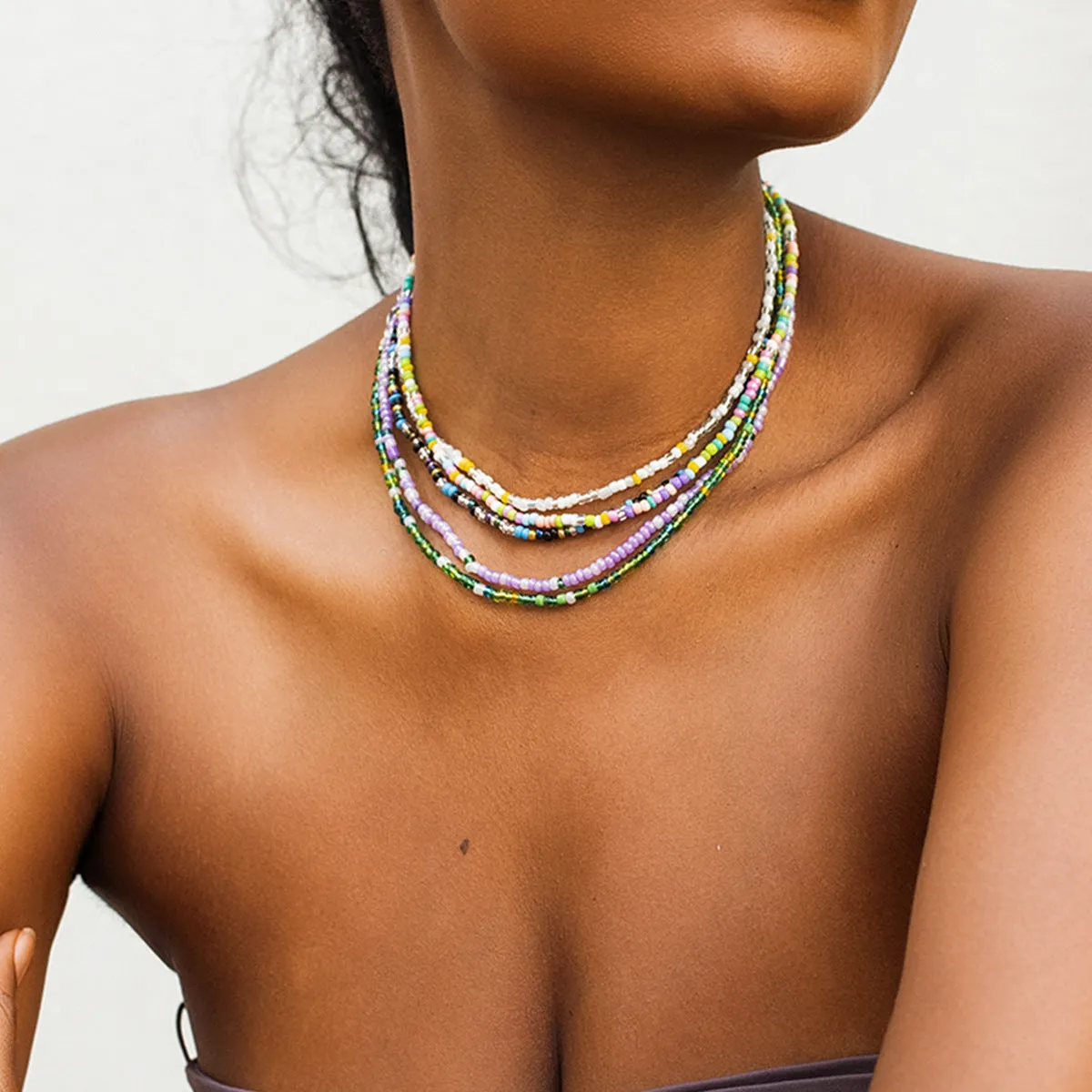 Colorful Bohemian Necklace Set with a Hint of European Inspiration: Stylish Jewelry Blend with a Touch of Minimalism
