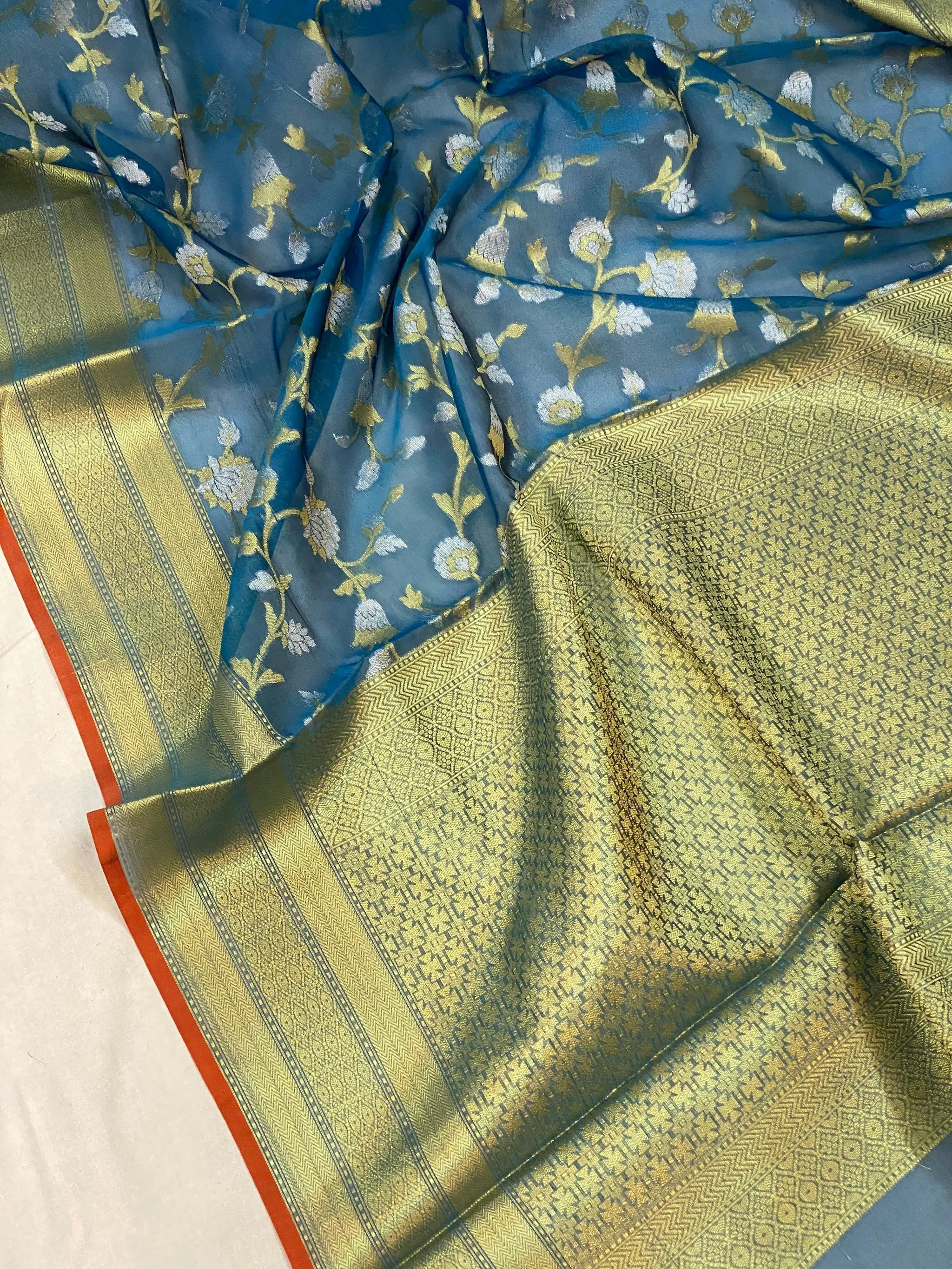 Elegant Handloom Banarasi Sari in Blue Pure Organza Silk