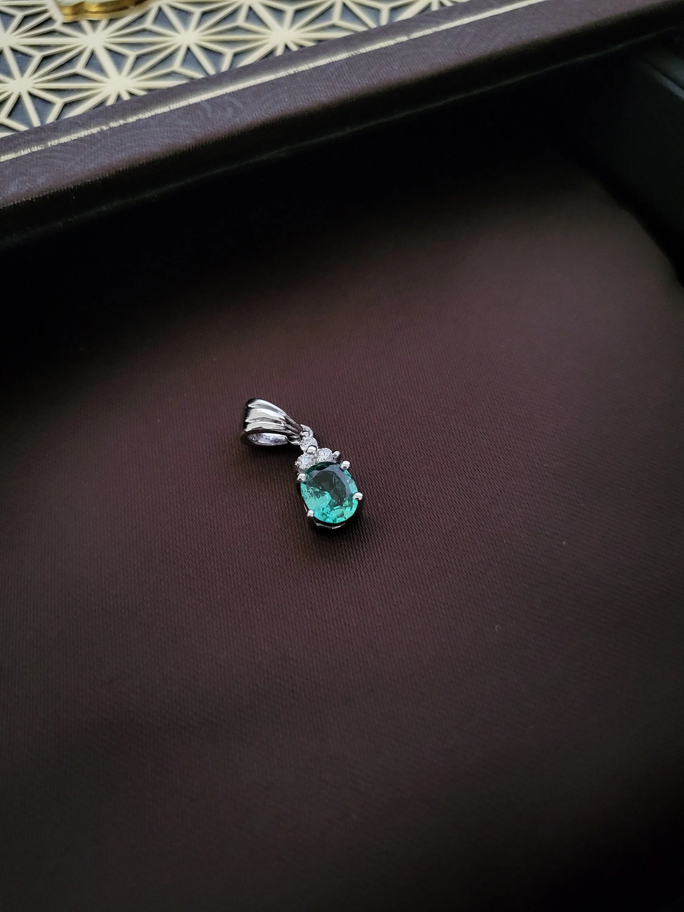 Natural Green Emerald Translucent Basket Setting Dainty Authentic Silver Mini Drop Pendant