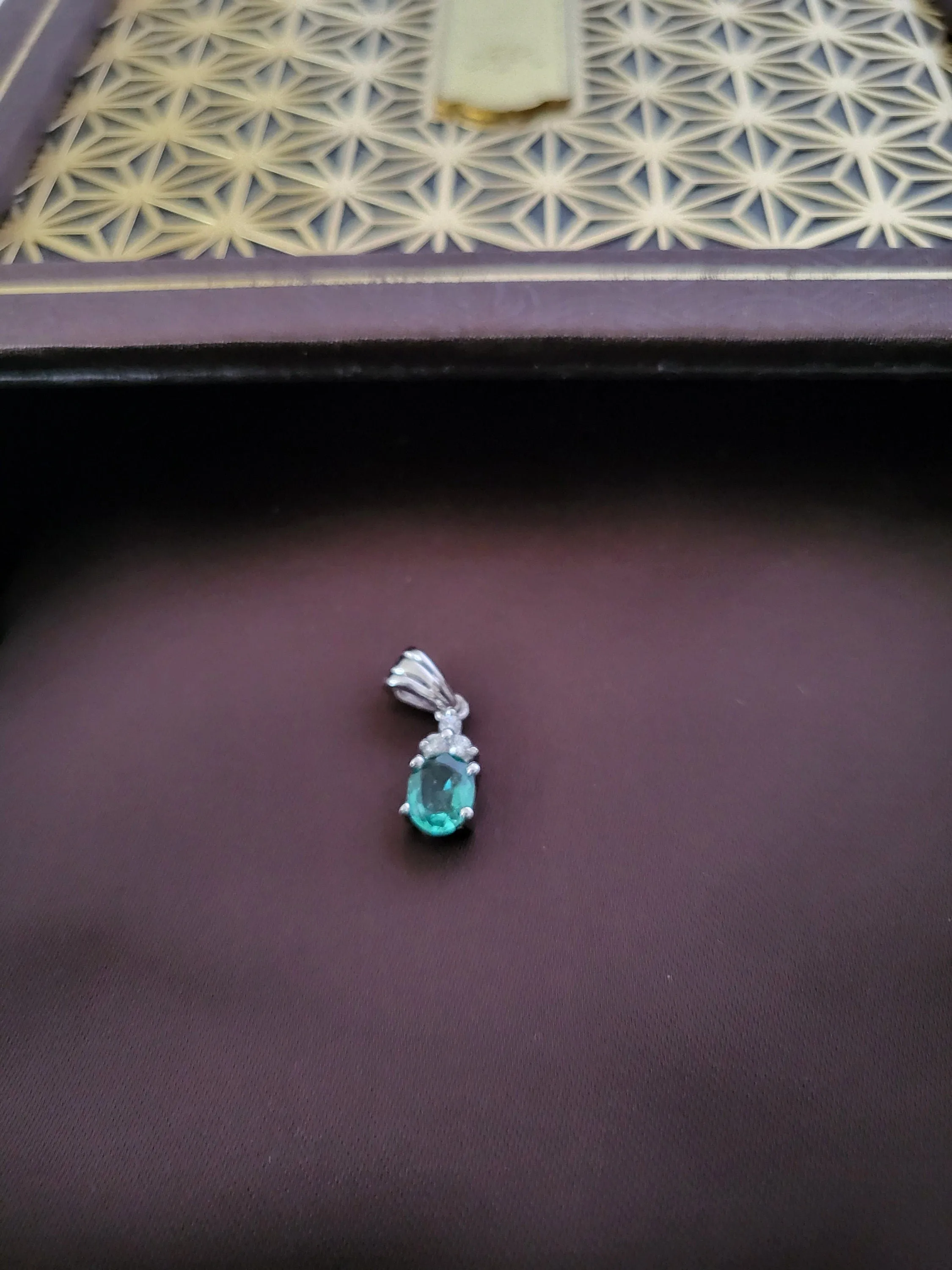 Natural Green Emerald Translucent Basket Setting Dainty Authentic Silver Mini Drop Pendant