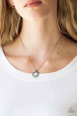 Paparazzi Necklace ~ Front and CENTERED - Green