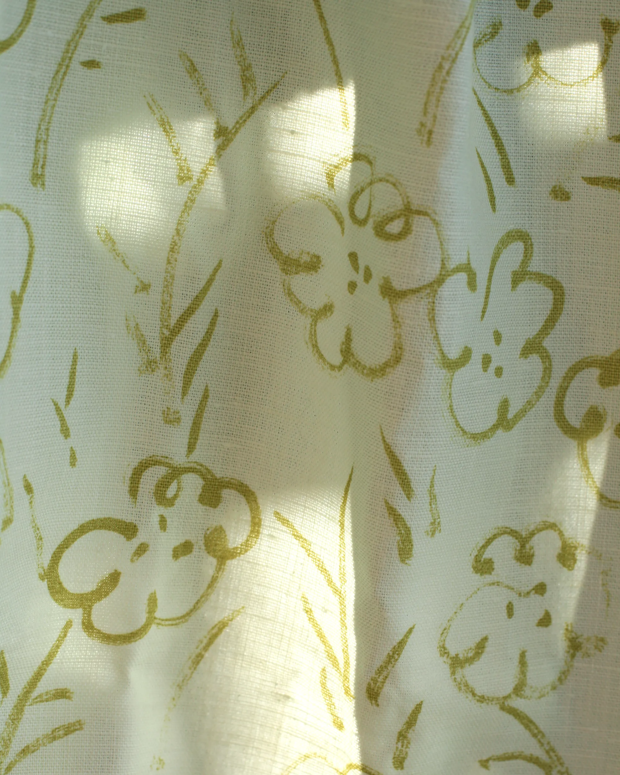 Roses Fabric in Mint/Chartreuse